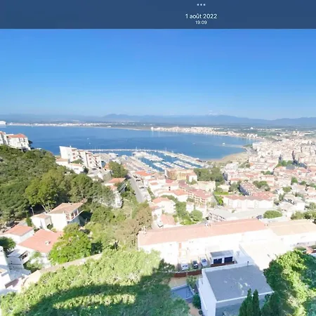 Puig Rom Apartment Roses